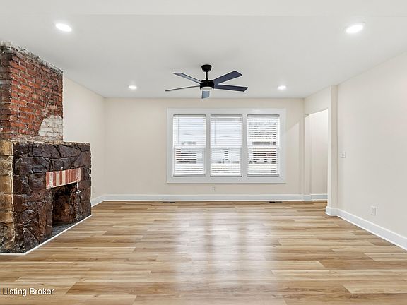 4th image of 1190 Bicknell Ave