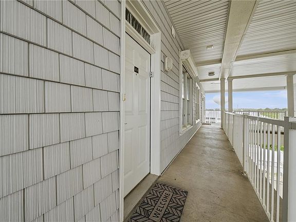 4th image of 204 Sandbridge Rd Unit 404