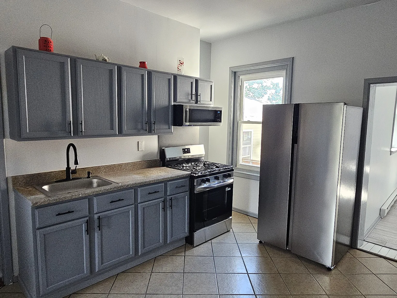 2 bed, 800 sqft, $1,425 — Photo 4