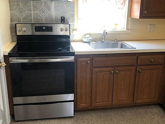 3rd image of 74 N Sheridan Ave