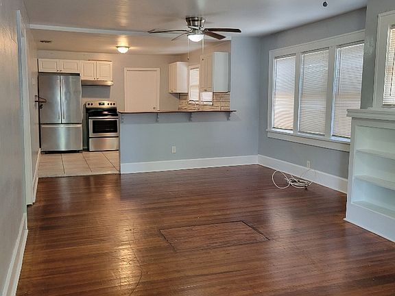 4th image of 2736 4th Ave N