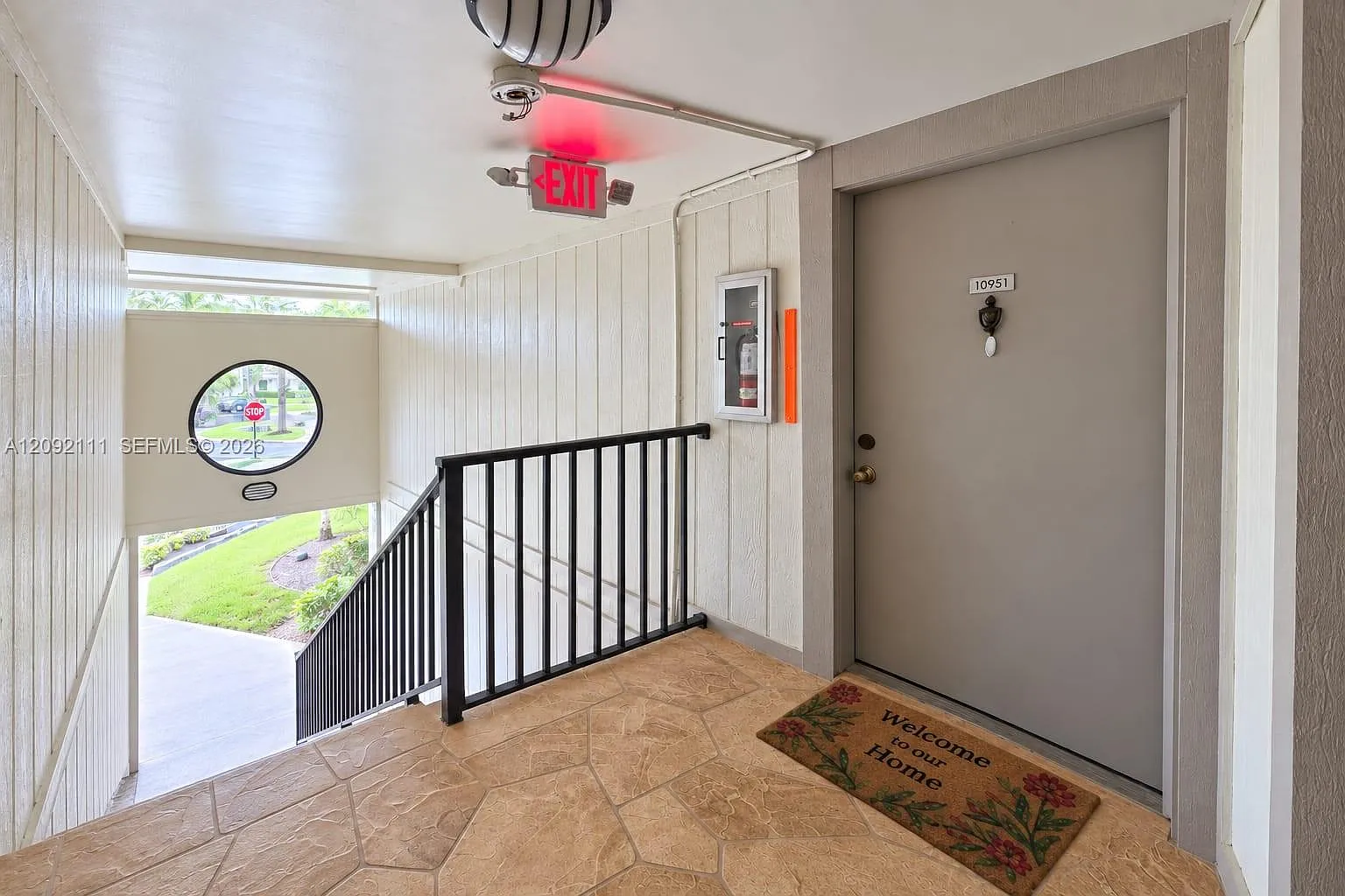 Clairmont Condominium N — Photo 2