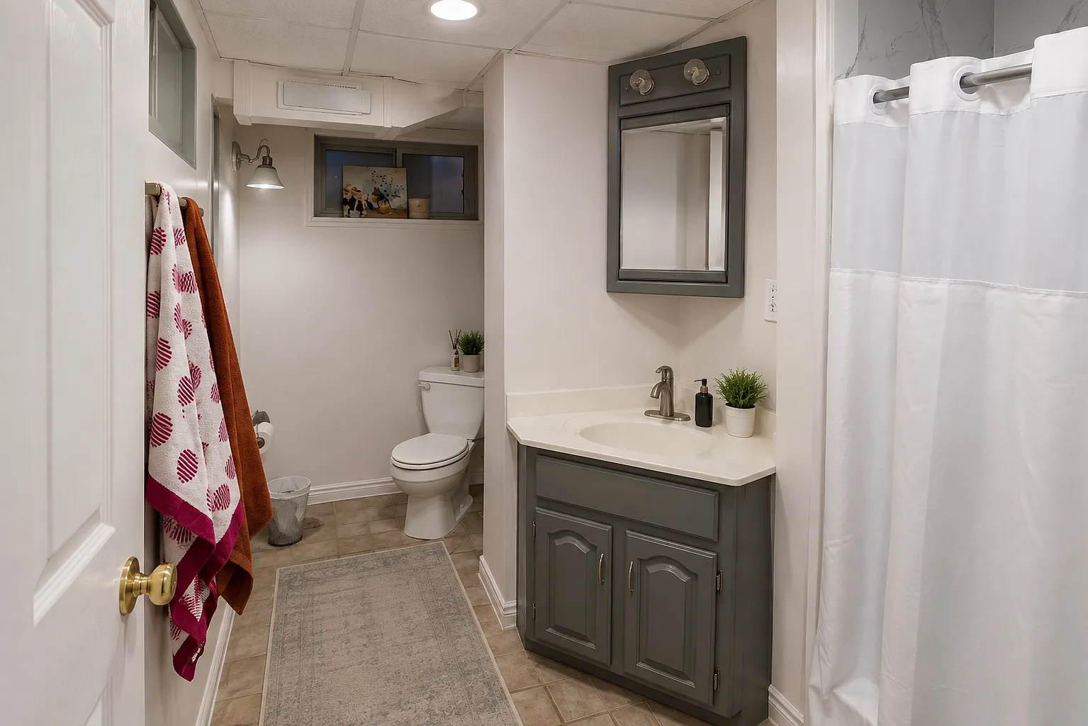 2 bed, 1100 sqft, $1,750 — Photo 2