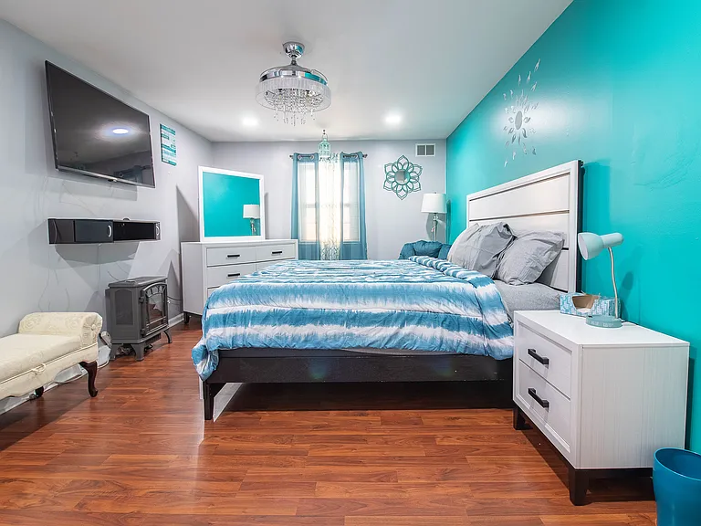 19 Herbert Dr — Photo 10