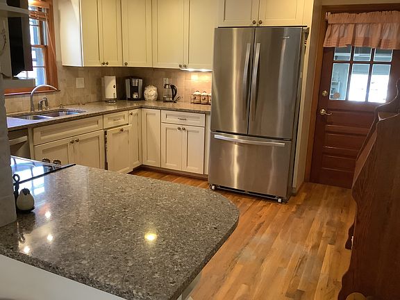 3rd image of 1769 Clark Hills Cir