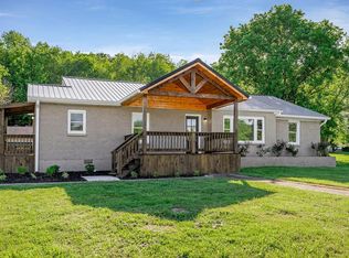 1000 E Lake Ave, Celina, TN 38551