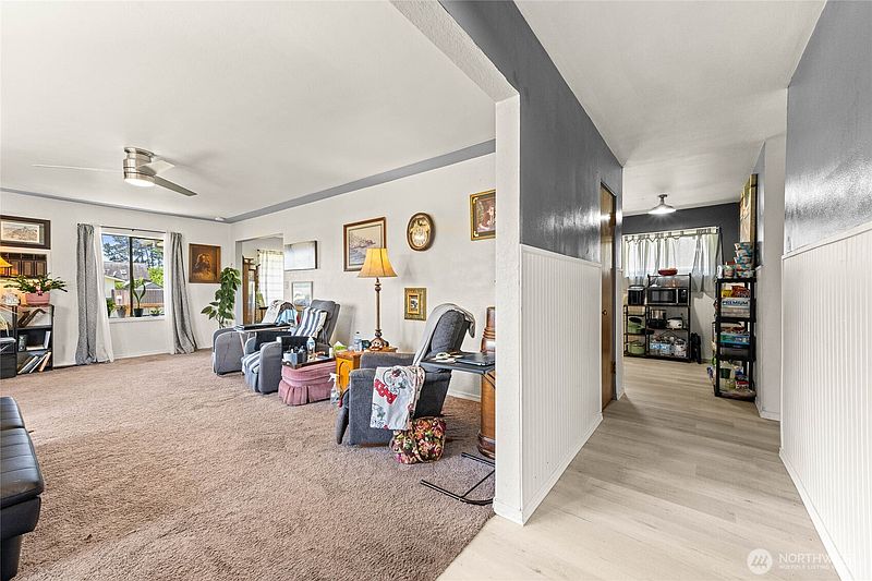 4th image of 306 E I Street