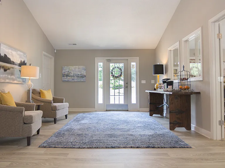 Savannah Place — Photo 20