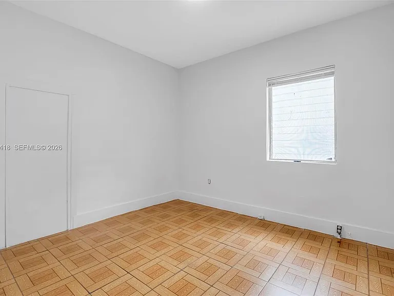 1243 SW 3rd St — Photo 18