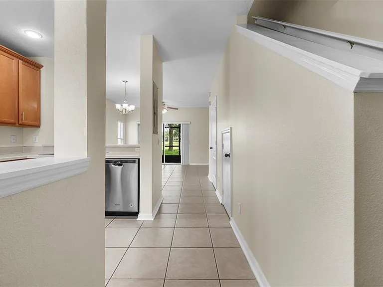 10325 Manderley Way #126 — Photo 8