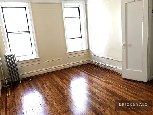 Rented by BRICK & GALO REALTY CORP | media 7