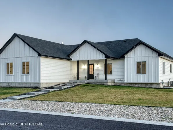 550 Meadowood St, Pinedale, WY 82941