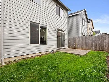 5810 NE 47th St — Photo 15