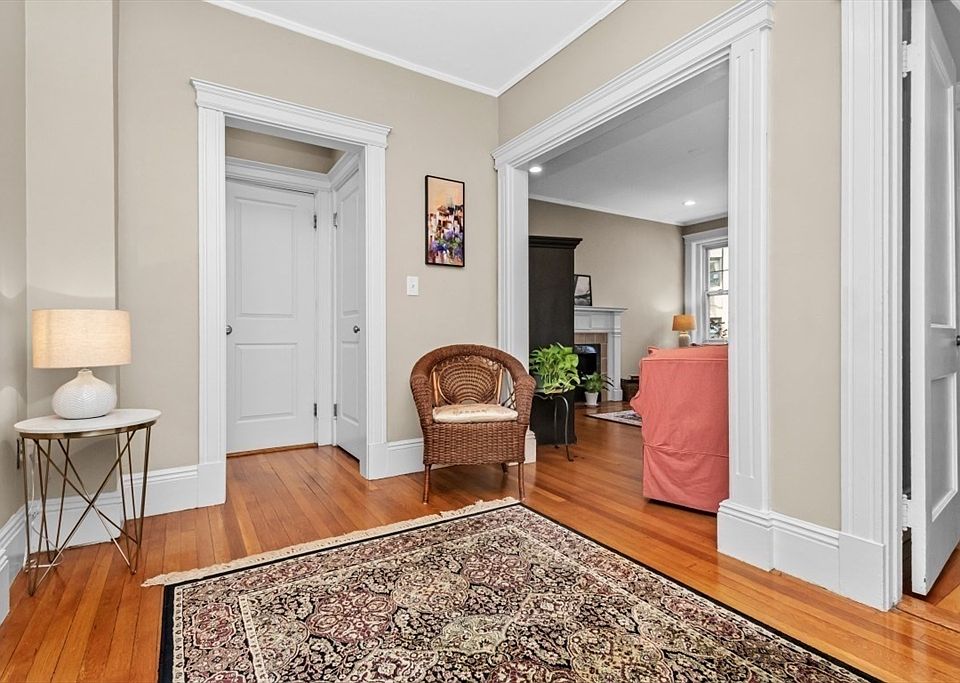 1st image of 18 Medfield St APT 4