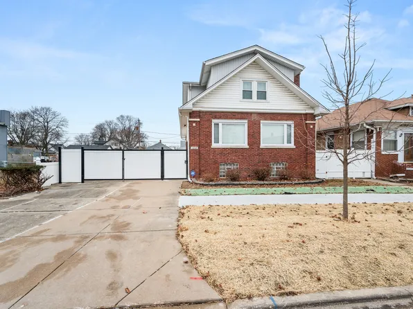 1208 N 11th Ave, Melrose Park, IL 60160