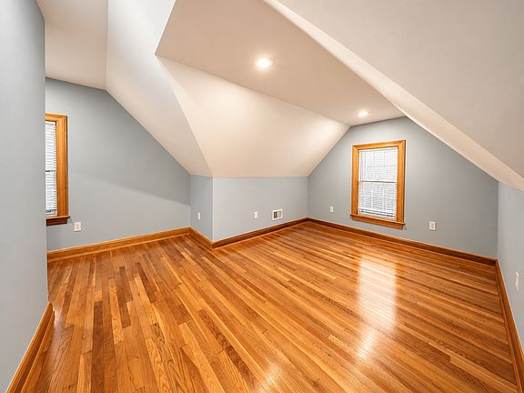 5th image of 28 Tolman St #2
