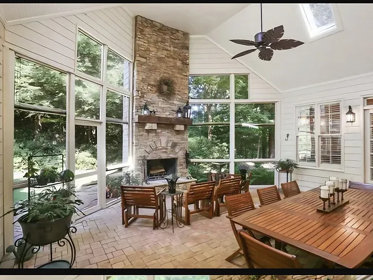 485 Abbeywood Dr — Photo 5