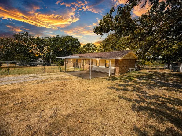 122 Bluebird Dr, McAlester, OK 74501