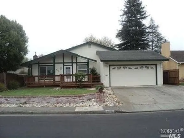 975 Eleanor Ave, Rohnert Park, CA 94928