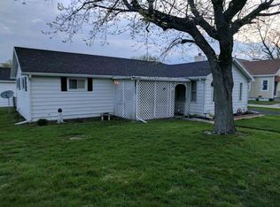440 W Oak St, Parker City, IN 47368