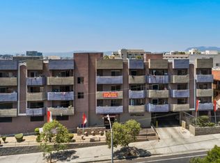 South Towers - Bonnie Brae, Los Angeles, CA 90057