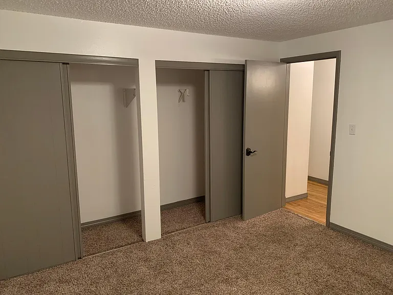 3609 Butternut Dr — Photo 4
