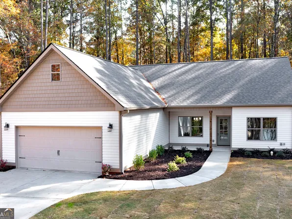 243 Pelican Cir, Monticello, GA 31064