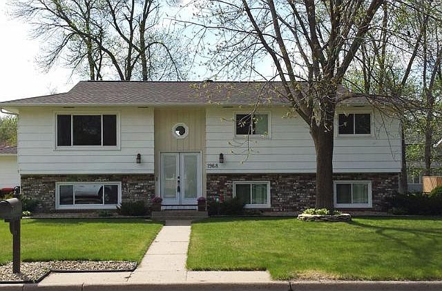 1st image of 1968 Edgewood Ln