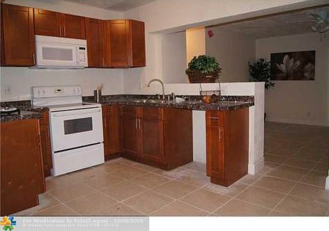 3rd image of 1031 NW 10th Ter