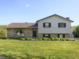 64 Fairway Dr, Jonestown, PA 17038