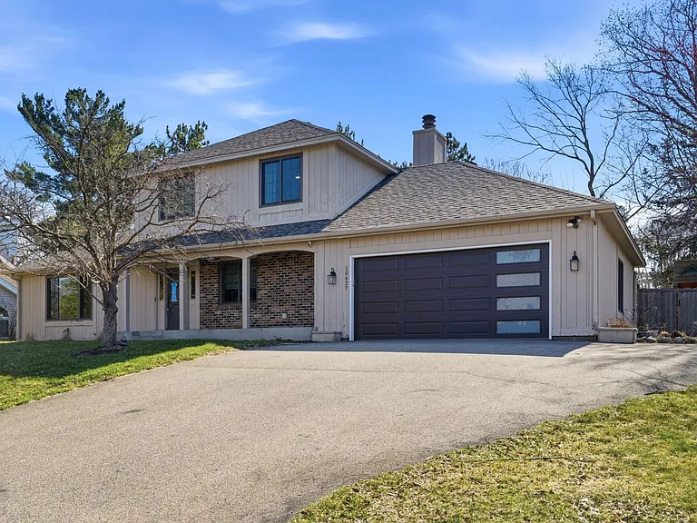 10427 Brown Farm Cir — Photo 4