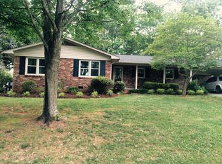416 Andrew Pickens Dr, Seneca, SC 29678