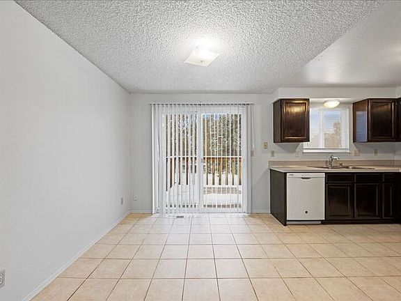 4th image of 4973 Chukar Dr