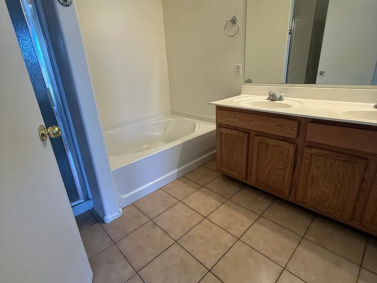 7035 W McMahon Way — Photo 10