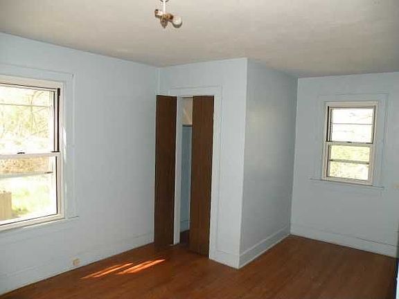 5th image of 38244 N North Ave