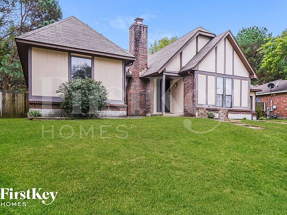 2nd image of 6731 Valley Bend Dr