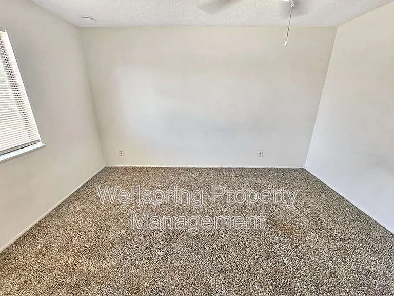 940 W Graaf Approved Application Do Not Apply #C — Photo 6