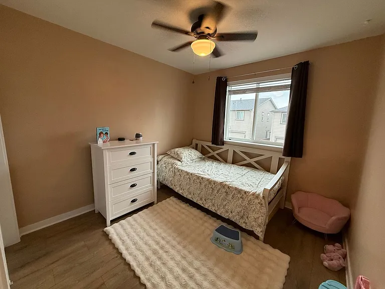2555 NE Purcell Blvd — Photo 15