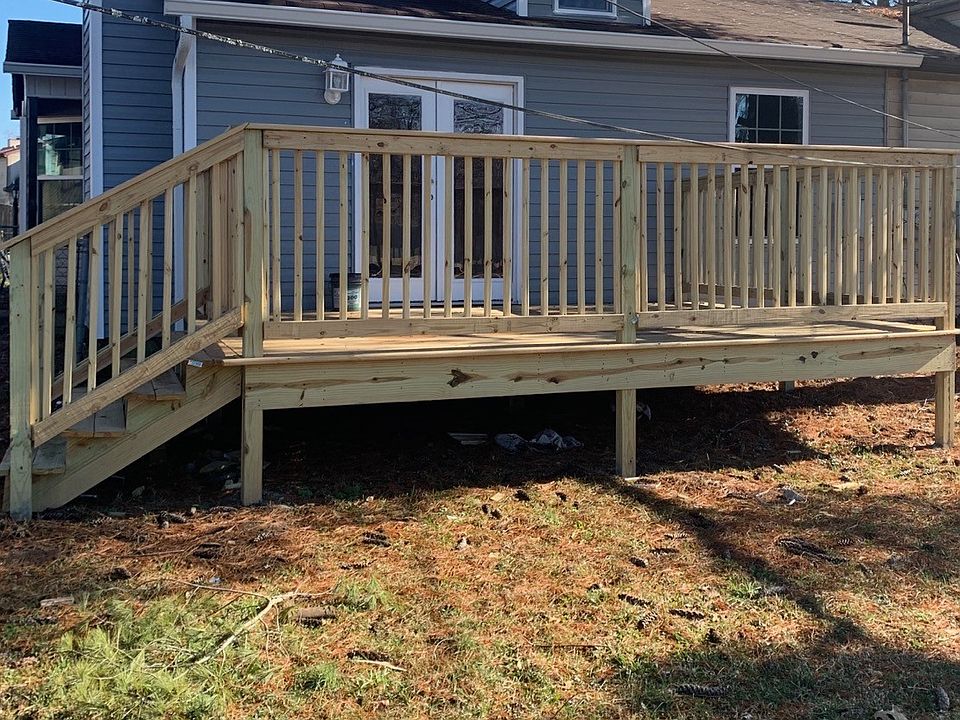 2nd image of 204 Chesapeake Pl