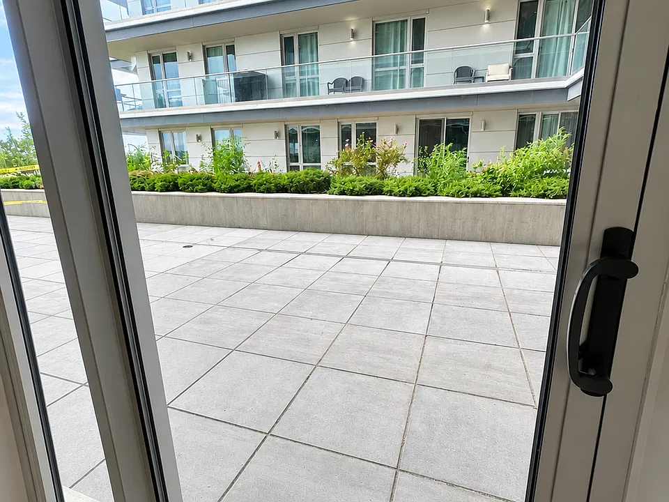 10909 15th Ave