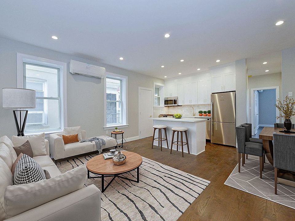 1st image of 2370 26th St #3