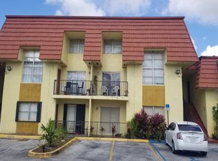 3054 S 9th Pl, Milwaukee, WI 53215