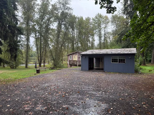 1460 5th St, Lyons, OR 97358