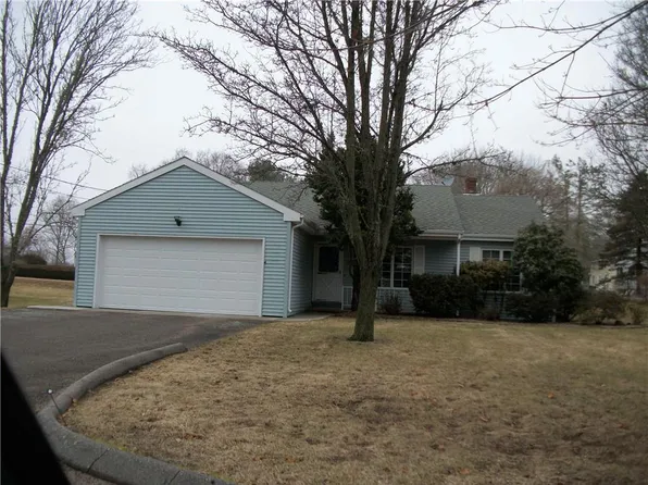 7 Hydro Dr, Westerly, RI 02891