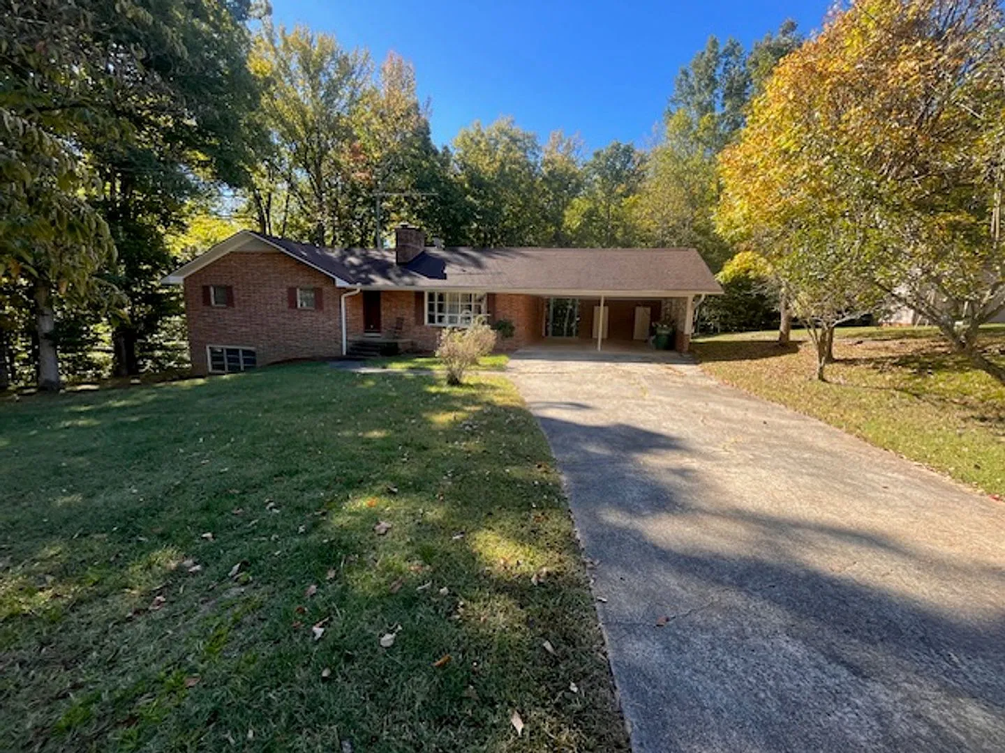 401 Pine Grove Road - Professionally Managed by Select Real Estate Group, Inc. — Photo 1