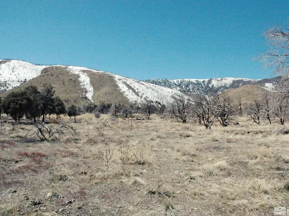 3222 Victory Cir, Gardnerville, NV 89410