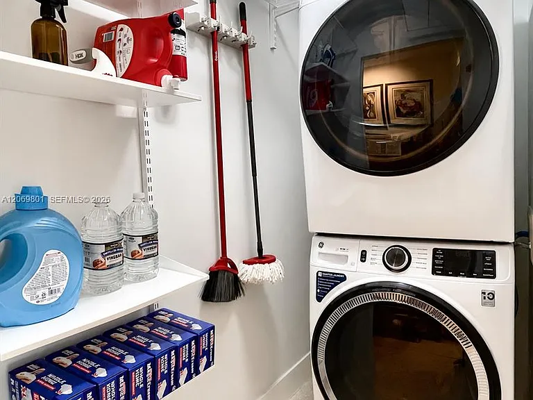 3538 SW 1st Ave — Photo 16
