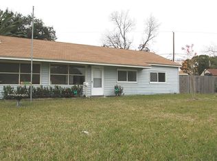 907 Trimm Ave, Pasadena, TX 77502