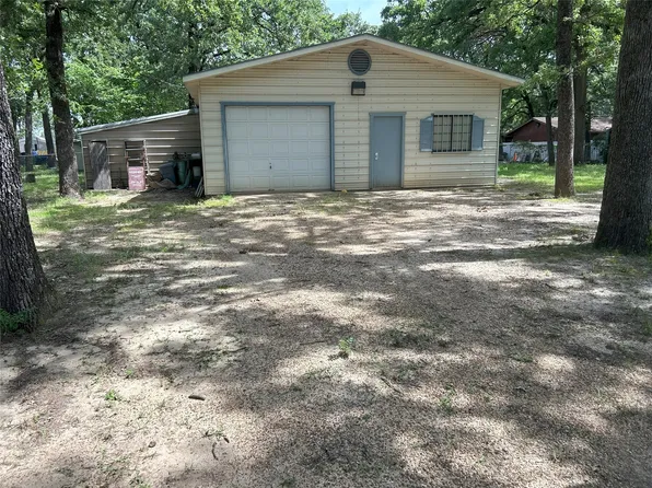 124 Red Bird Ln, Mabank, TX 75156