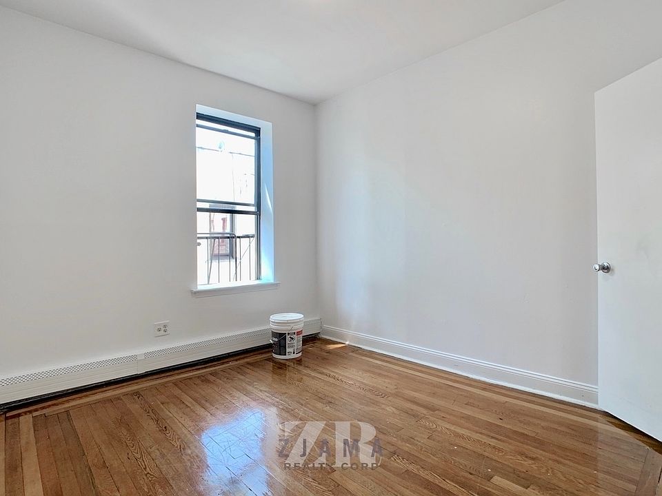 1st image of 1722 Caton Ave APT 1